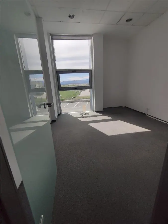 Spatii Birouri - 440 mp - Zona Shopping City Sibiu - foto 9