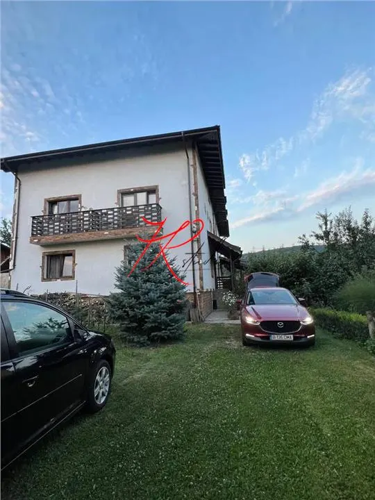 Vanzare Pensiune mobilata si utilata Valenii de Munte - foto 1