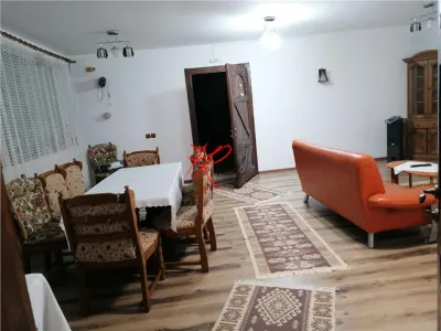 Vanzare Pensiune mobilata si utilata Valenii de Munte - foto 14