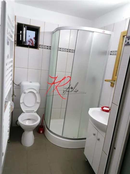 Vanzare Pensiune mobilata si utilata Valenii de Munte - foto 18