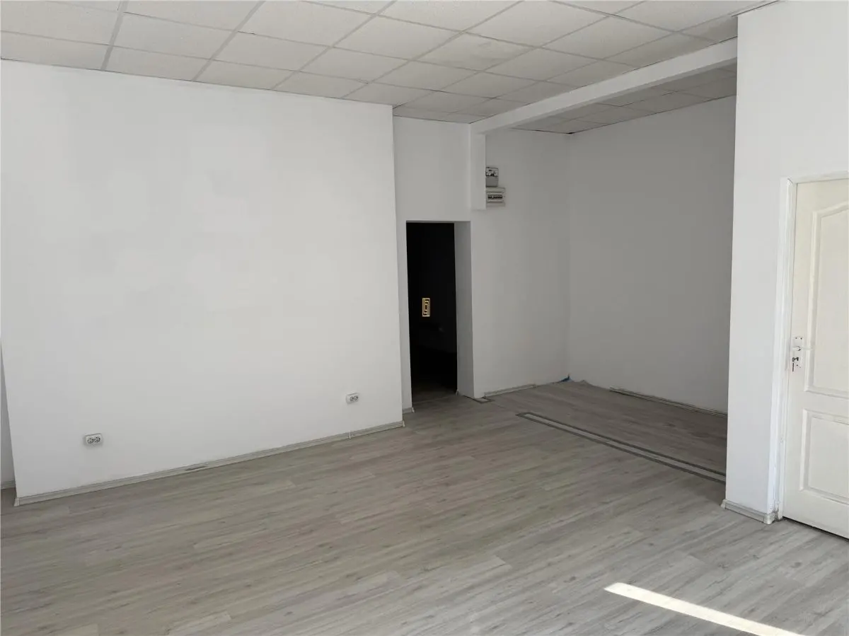 Spatiu Comercial - 79 mp - Strand - foto 2