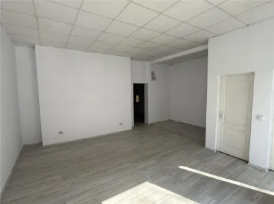 Spatiu Comercial - 79 mp - Strand - foto 3