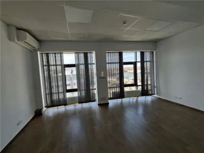 Spatii Birouri - 1500 mp - Piata Cibin - foto 27