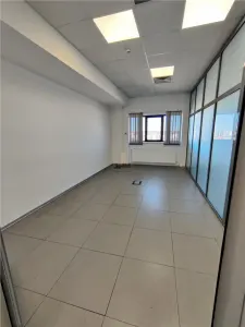 Spatii Birouri - 1500 mp - Piata Cibin - foto 36