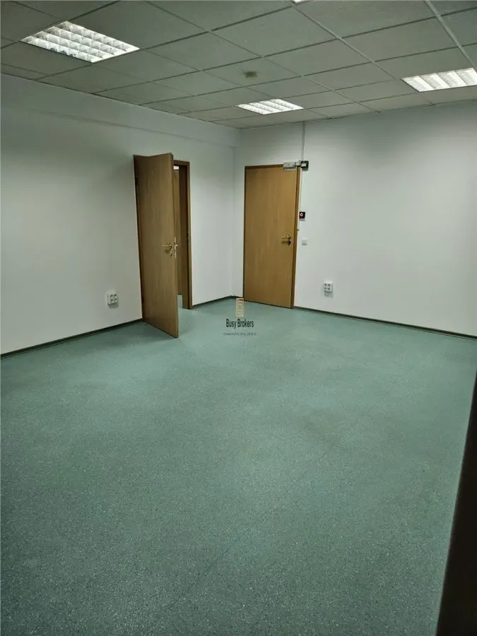 Spatii Birouri - 500 mp - Sos Sibiului - foto 11