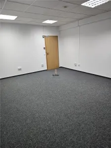 Spatii Birouri - 500 mp - Sos Sibiului - foto 17