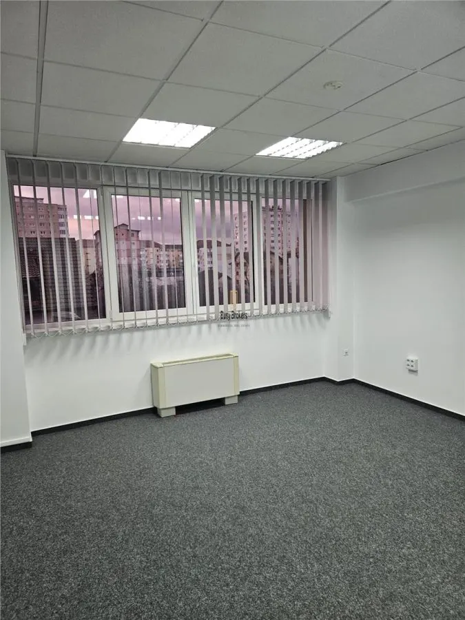 Spatii Birouri - 500 mp - Sos Sibiului - foto 7