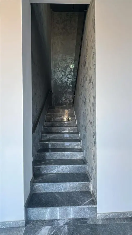 Spatiu Comercial - 230 mp - Showroom - Comert - Servicii - foto 3
