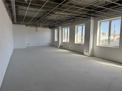 Spatiu Comercial - 350 mp - Showroom - Comert - Servicii - Sibiu