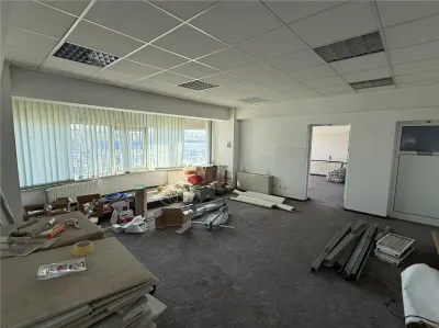 Spatiu Comercial - 350 mp - Showroom - Comert - Servicii - foto 8