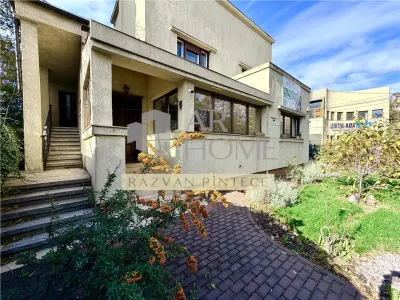 Vanzare vila D+P+1E, Bulevardul Castanilor, Ploiesti - foto 2