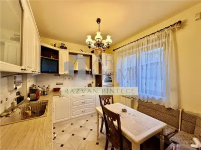 Vanzare vila D+P+1E, Bulevardul Castanilor, Ploiesti - foto 15