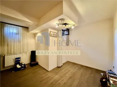 Vanzare vila D+P+1E, Bulevardul Castanilor, Ploiesti - foto 19