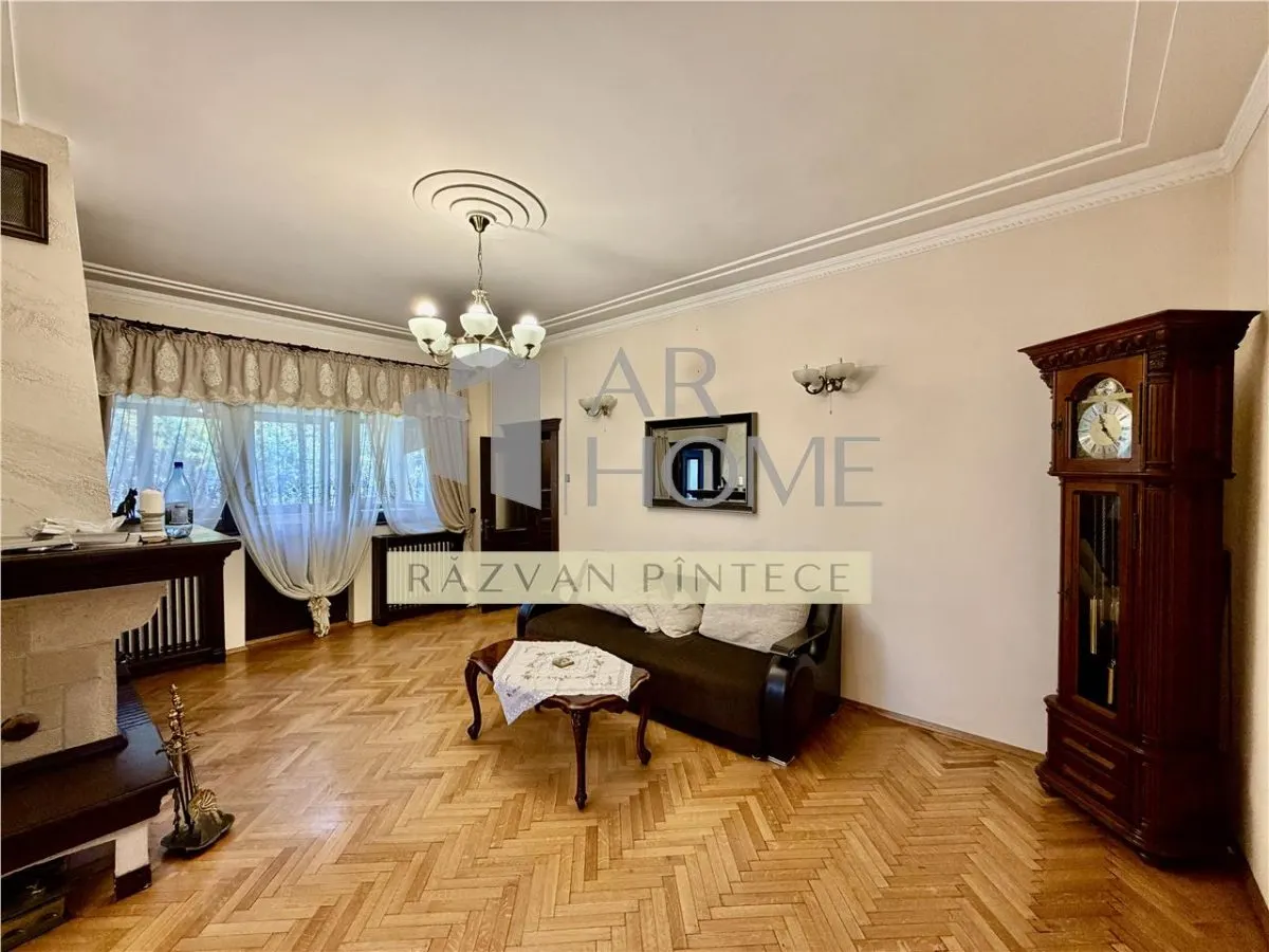 Vanzare vila D+P+1E, Bulevardul Castanilor, Ploiesti - foto 7