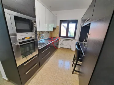 Vanzare apartament 4 camere domeni, renovat - Bucuresti