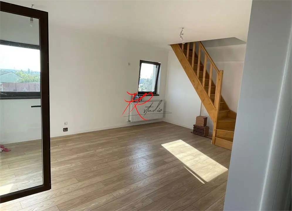 Vanzare apartament cu 3 camere zona Bucurestii Noi - foto 1