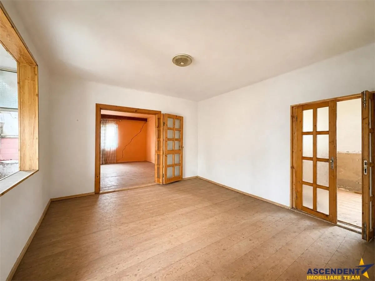 Casa cu  1.924 mp teren, de inchiriat, Sfantu Gheorghe - foto 2