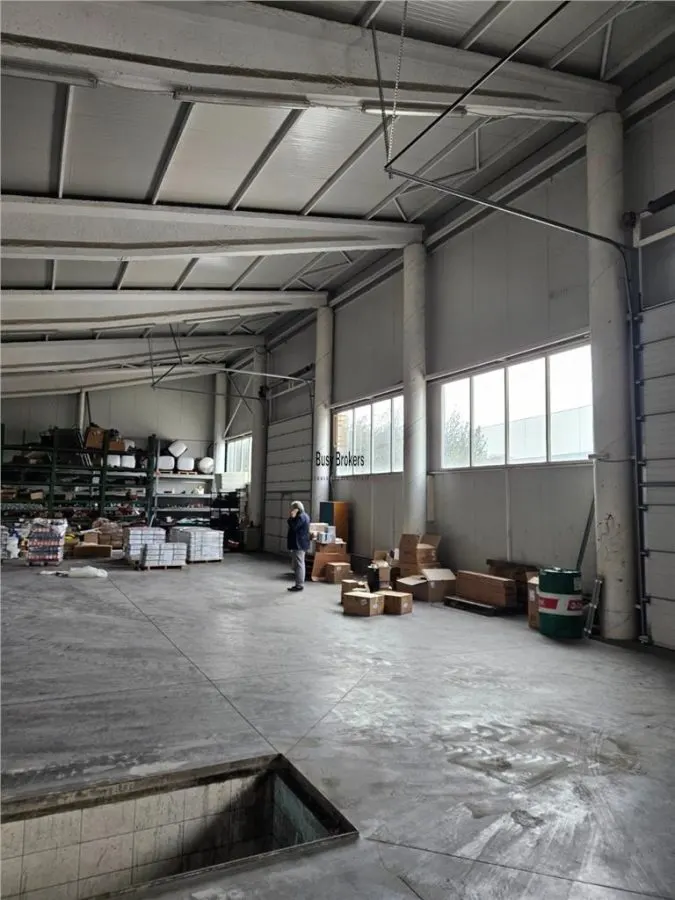 Spatiu Industrial - 1000 mp - Depozitare - Distributie - foto 7