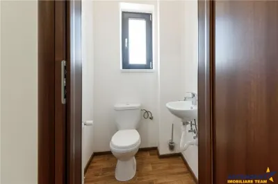 Hala moderna +3.000mp curte, conditii optime, exterior Brasov - foto 18
