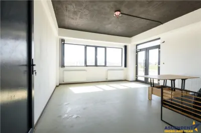 Hala moderna +3.000mp curte, conditii optime, exterior Brasov - foto 5