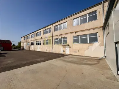 Hala industriala P+1E, 1646 mp, Ploiesti, Mihai Bravu, acces tir. - Ploiesti
