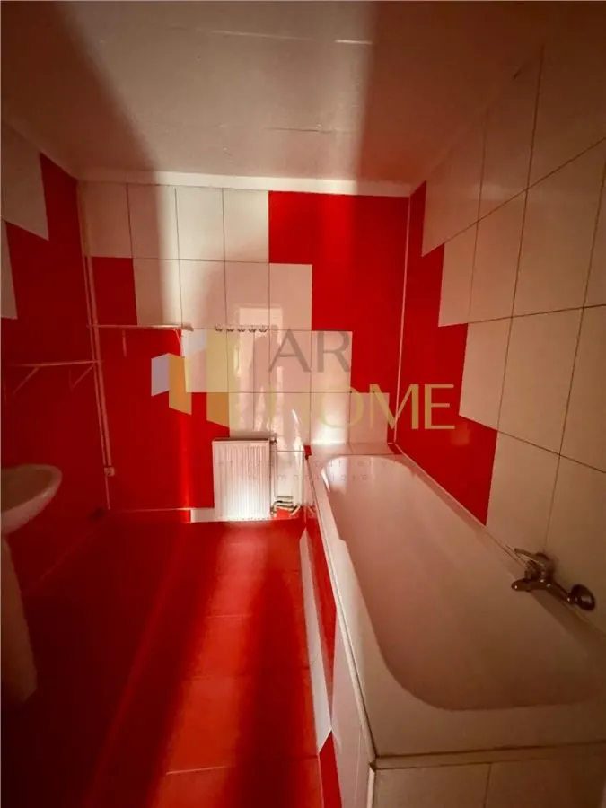 Casa 3 camere pentru activitati comerciale sau cazare muncitori, Ploiesti, zona centrala. - foto 11