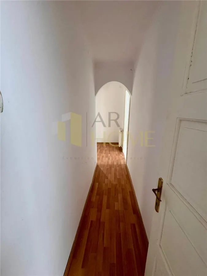 Casa 3 camere pentru activitati comerciale sau cazare muncitori, Ploiesti, zona centrala. - foto 13