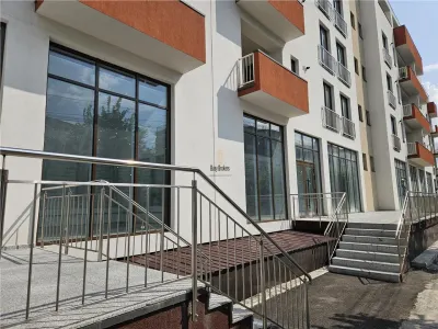 Spatiu Comercial - 200 mp - Showroom - Servicii - Clinica Medicala - foto 20
