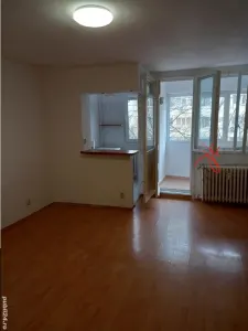 Se vinde garsoniera in Drumul Taberei, semimobilata la etajul 5 din 10 - foto 3