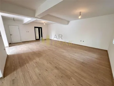 Casa 8 camere, in Ploiesti zona Albert - foto 14