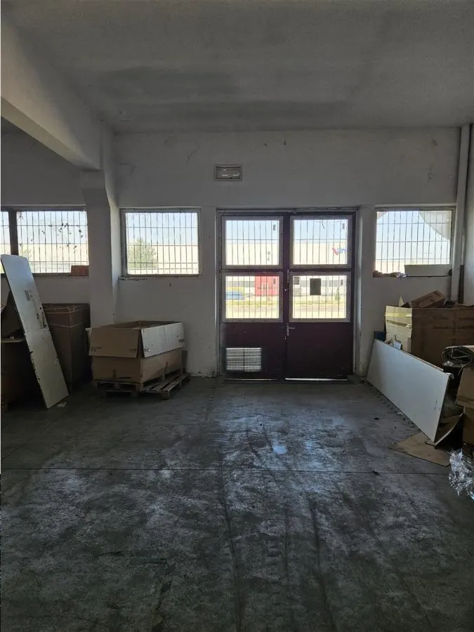 Spatiu Industrial - 3300 mp - Productie - Depozitare - Distributie - foto 17