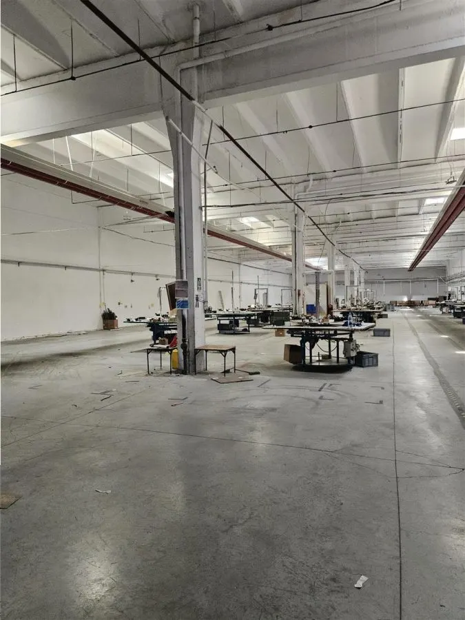 Spatiu Industrial - 3300 mp - Productie - Depozitare - Distributie - foto 6