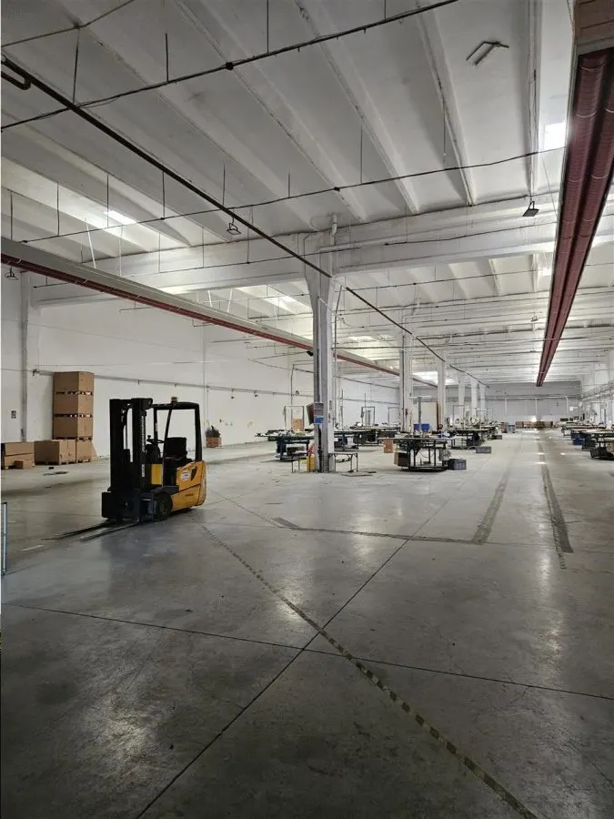 Spatiu Industrial - 3300 mp - Productie - Depozitare - Distributie - foto 7