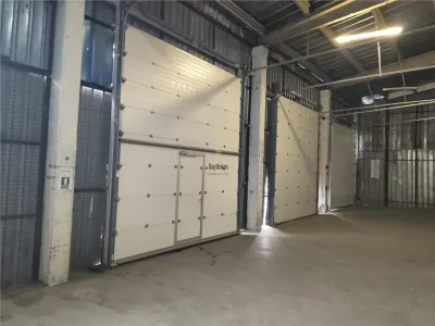 Spatiu Industrial - 360 mp - Depozitare - Distributie - Sibiu