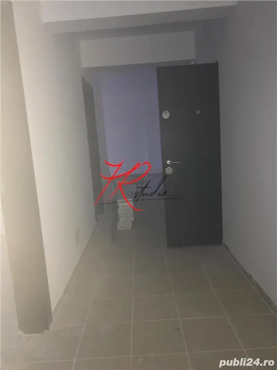 OPORTUNITATE! Apartament 3 camere decomandat- Drumul Fermei - foto 2
