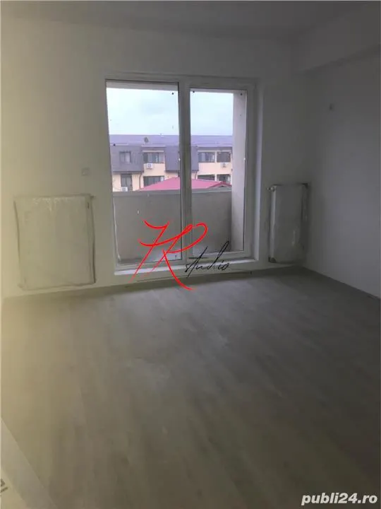 OPORTUNITATE! Apartament 3 camere decomandat- Drumul Fermei - foto 8