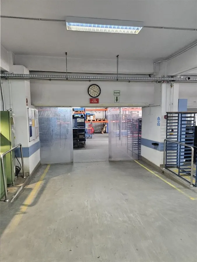 Exclusivitate - Proprietate Industriala De Inchiriat - Productie - Depozitare - foto 6