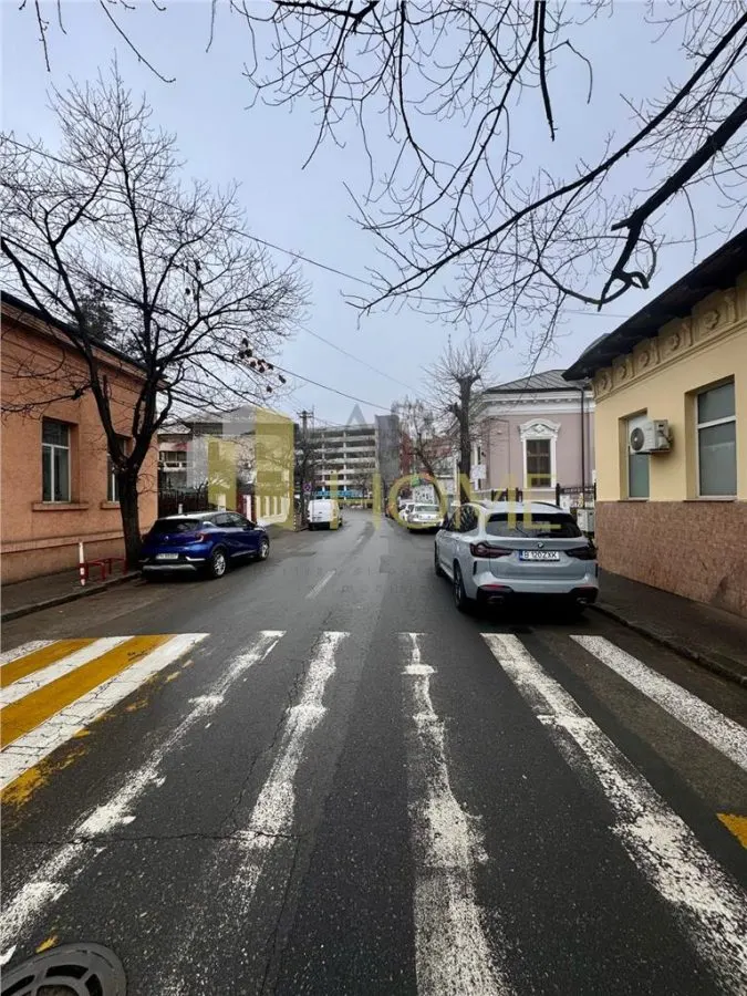 Inchiriere casa 4 camere plus dependinte in Ploiesti, zona ultracentrala - foto 2
