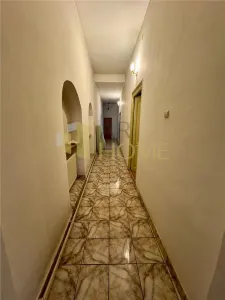 Inchiriere casa 4 camere plus dependinte in Ploiesti, zona ultracentrala - foto 13