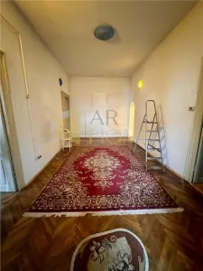 Inchiriere casa 4 camere plus dependinte in Ploiesti, zona ultracentrala - foto 5