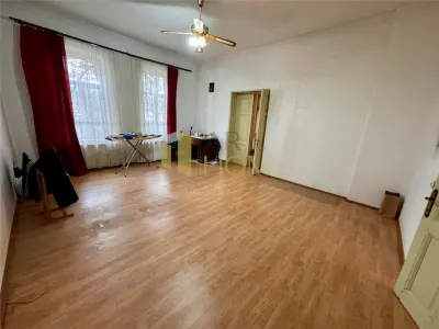 Inchiriere casa 4 camere plus dependinte in Ploiesti, zona ultracentrala - foto 9