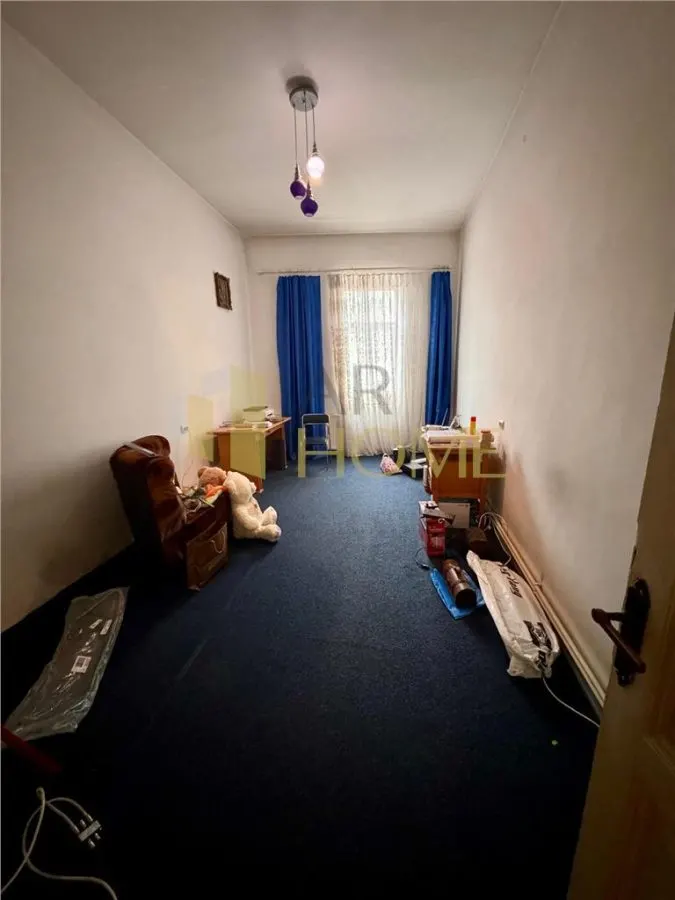 Inchiriere casa 4 camere plus dependinte in Ploiesti, zona ultracentrala - foto 10