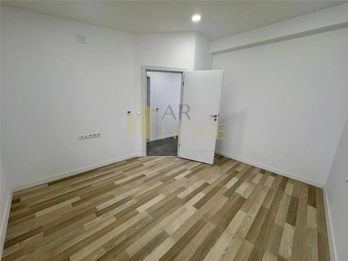 Vanzare casa 4 camere plus garaj, in Paulesti, zona cu priveliste la padure. - foto 20