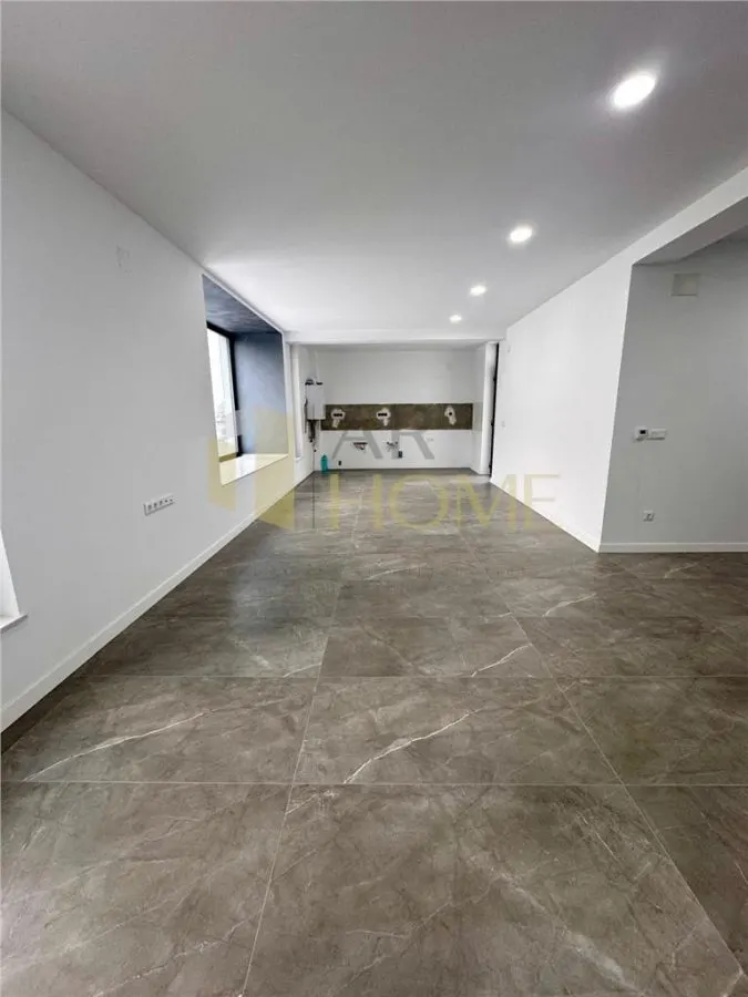 Vanzare casa 4 camere plus garaj, in Paulesti, zona cu priveliste la padure. - foto 6