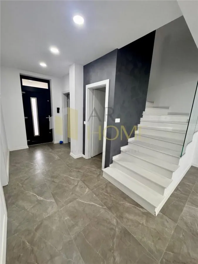 Vanzare casa 4 camere plus garaj, in Paulesti, zona cu priveliste la padure. - foto 7