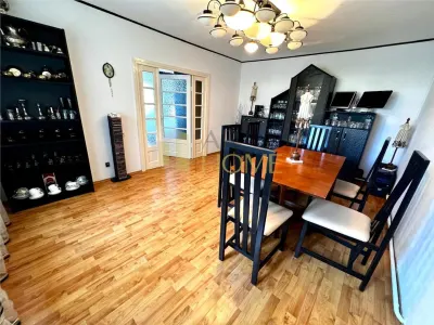 Vanzare casa 6 camere, in Ploiesti, zona centrala - foto 11