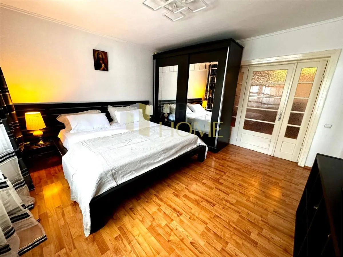 Vanzare casa 6 camere, in Ploiesti, zona centrala - foto 13