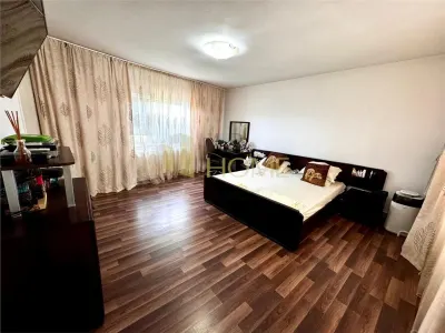 Vanzare casa 6 camere, in Ploiesti, zona centrala - foto 16