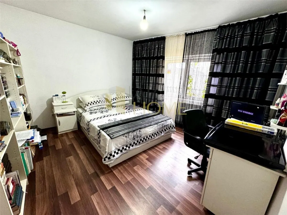 Vanzare casa 6 camere, in Ploiesti, zona centrala - foto 18