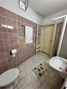 Vanzare casa 6 camere, in Ploiesti, zona centrala - foto 22
